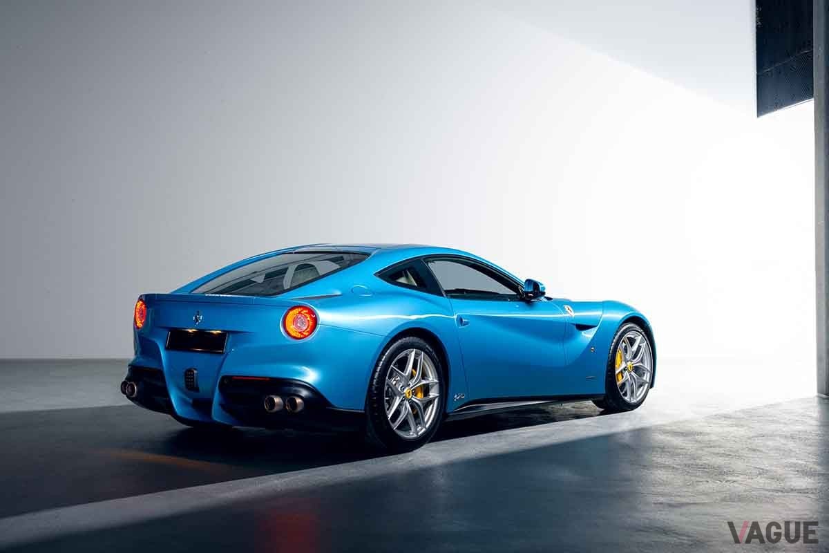 フェラーリ　DeAGOSTINI F12 Berlinetta No.56 青 フェラーリ DeAGOSTINI F12 Berlinetta No.56 青 - メルカリ