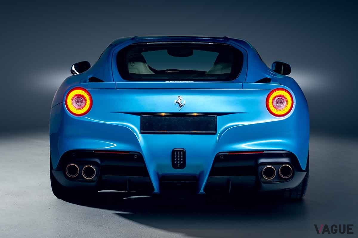 オークションに出品される2017年式フェラーリ「F12ベルリネッタ70thアニバーサリー」Simon Gosselin(c)2025 Courtesy of RM Sotheby's