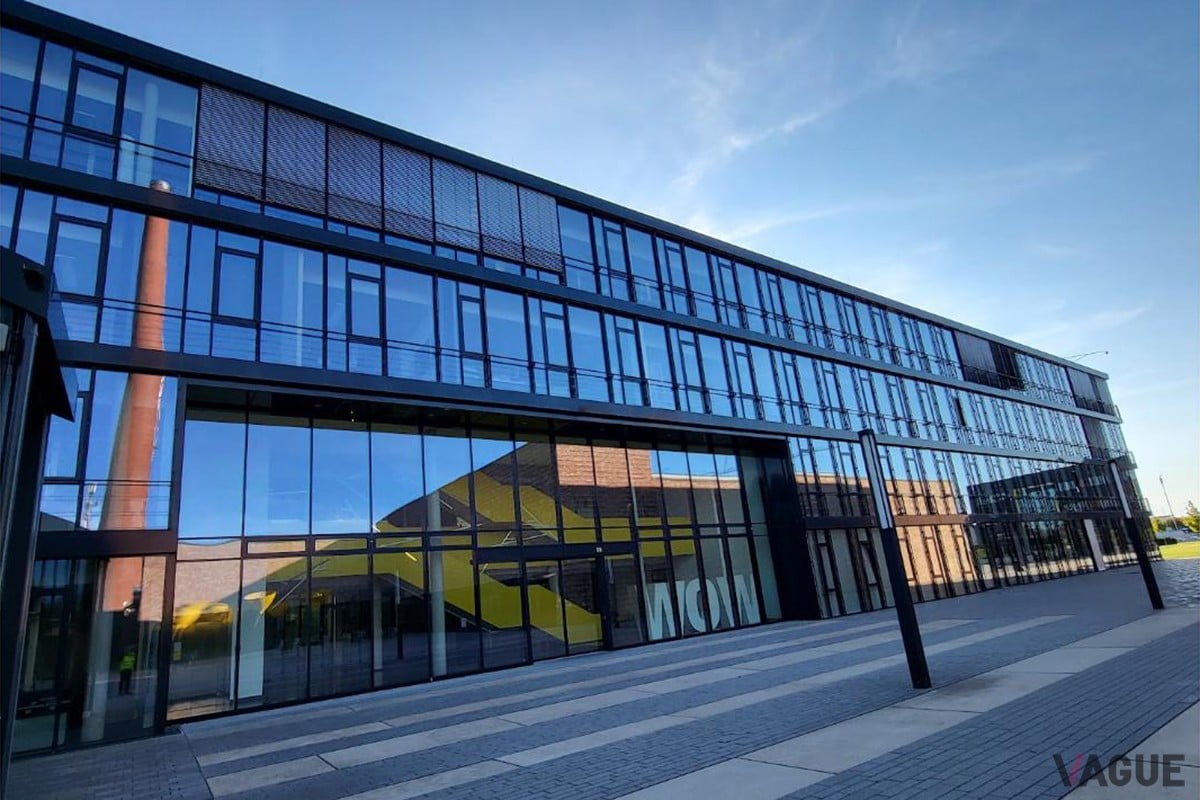 筆者は2023年にドイツのヴィンネンデンにあるケルヒャーの本社メインオフィスやエクスペリエンスセンターを訪れている。業務用民生用に限らず、”清掃機器専業メーカーとして厳格な開発テストや品質管理が行われていた