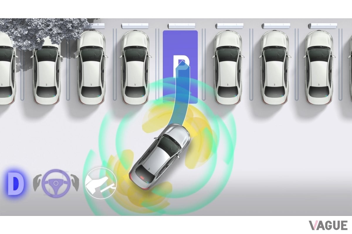 トヨタ新型「アクア」