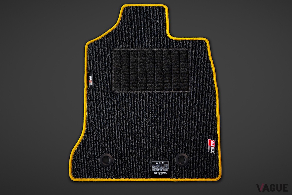 特別仕様車「RZ Yellow Limited」
