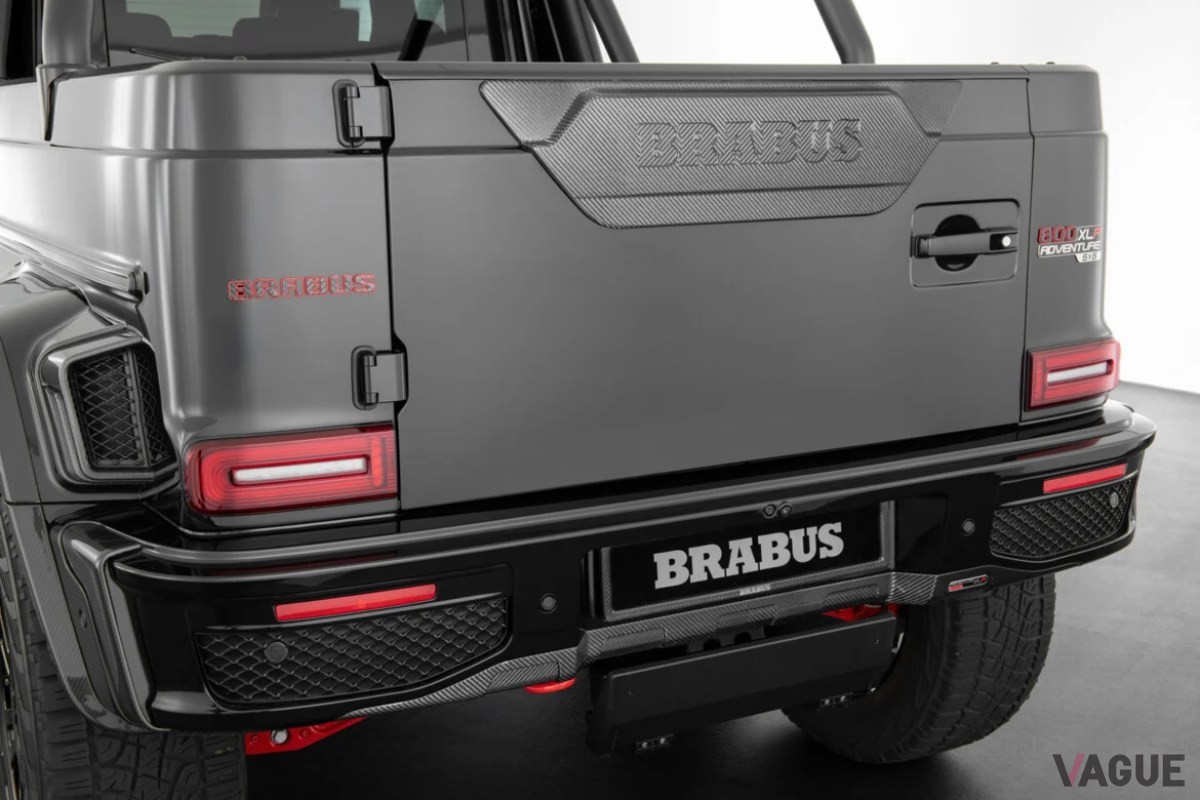 圧倒的な存在感を放つブラバス「XLP 800 6×6アドベンチャー」