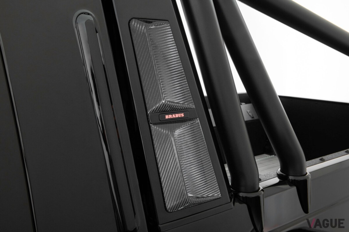 圧倒的な存在感を放つブラバス「XLP 800 6×6アドベンチャー」