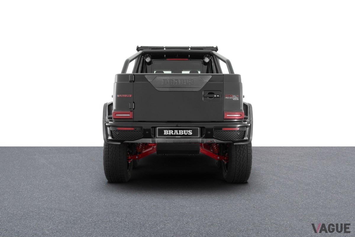圧倒的な存在感を放つブラバス「XLP 800 6×6アドベンチャー」