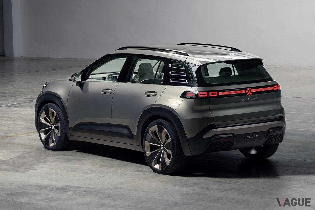 世界初公開されたVW新型「ID.クロスコンセプト」。2026年に市販化される予定だ