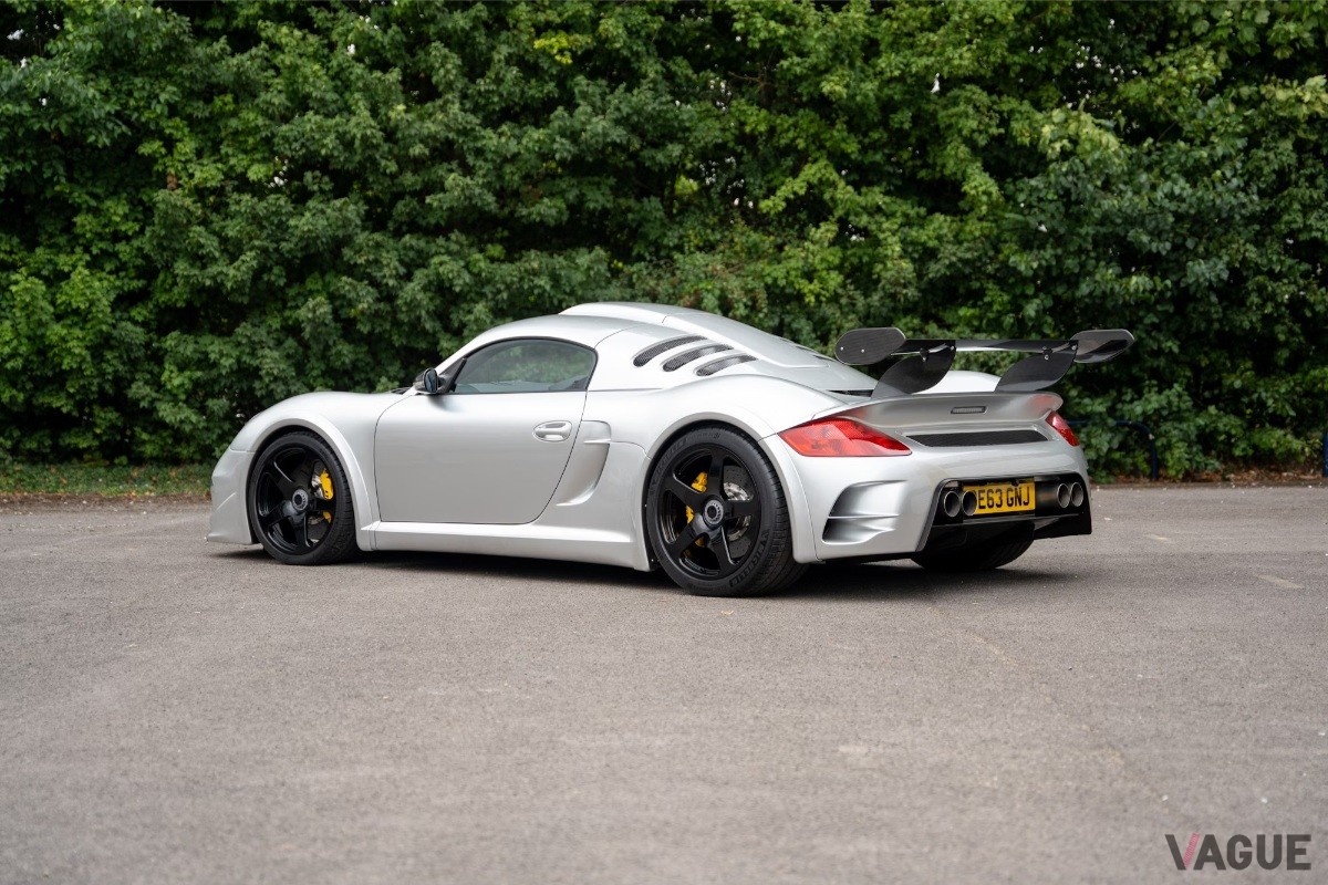 世界で7台しか存在しない2013年式のRUF「CTR3クラブスポーツ」