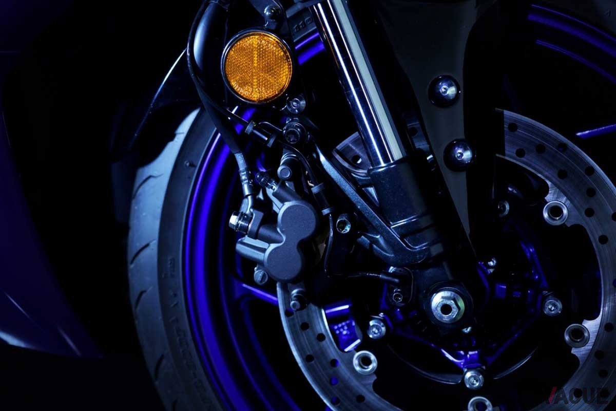 ヤマハ「YZF-R25」