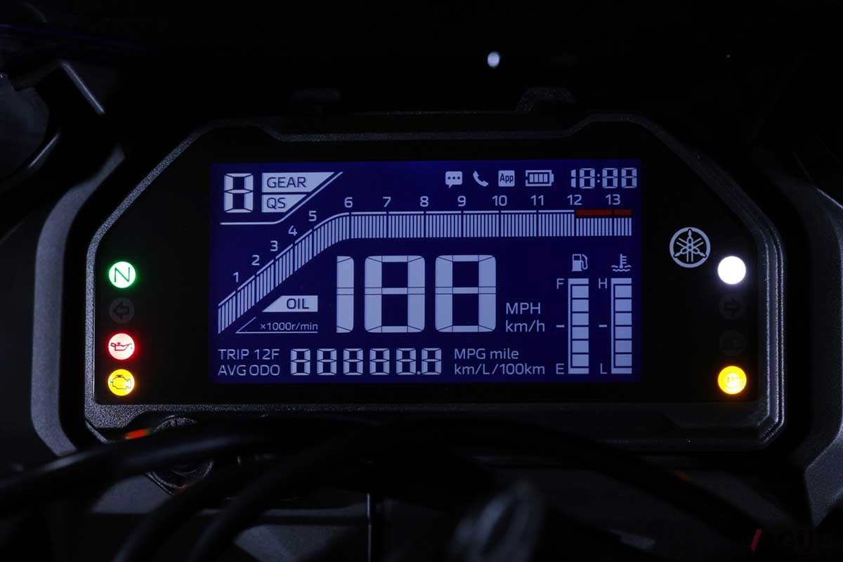 ヤマハ「YZF-R25」