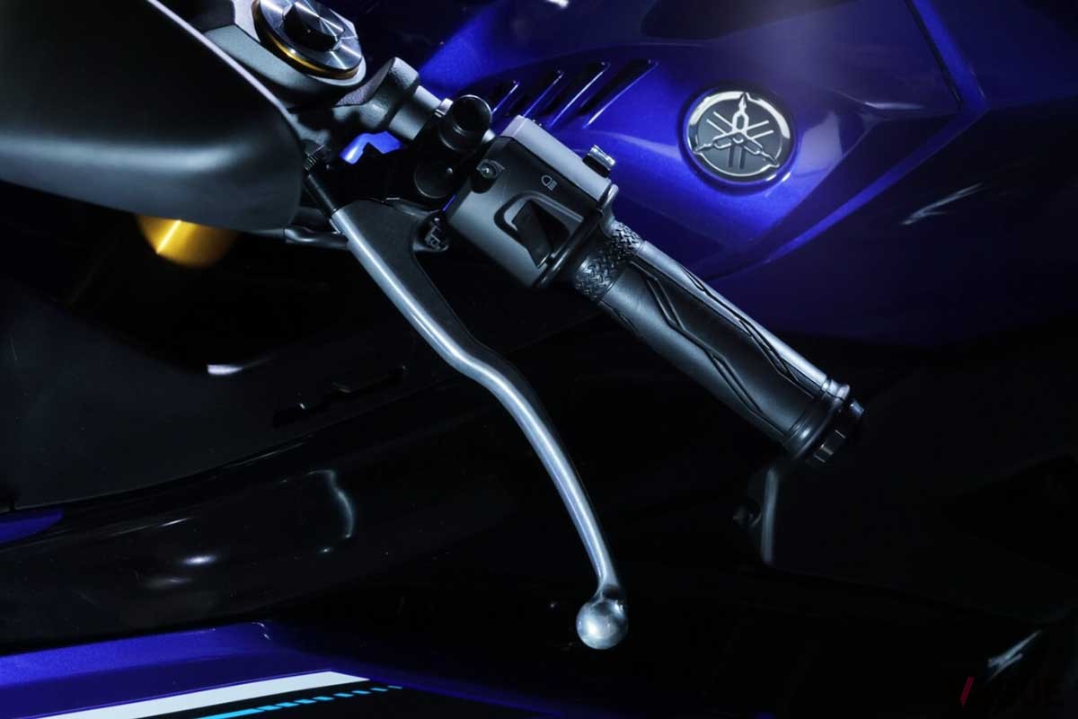 ヤマハ「YZF-R25」