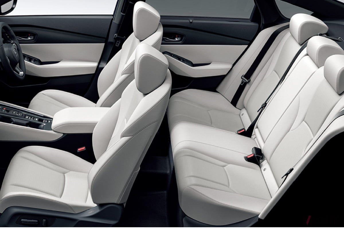 ホンダ「アコード」