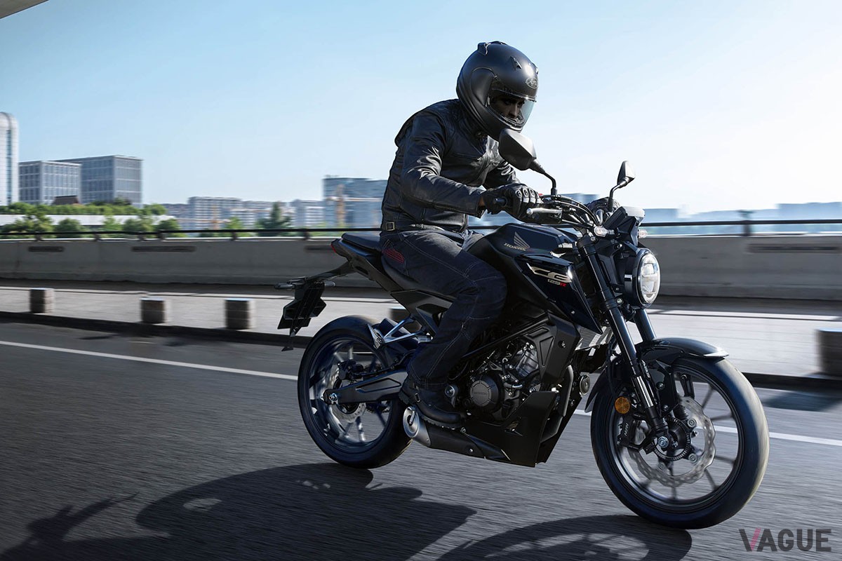 ホンダ「CB400 SUPER FOUR」