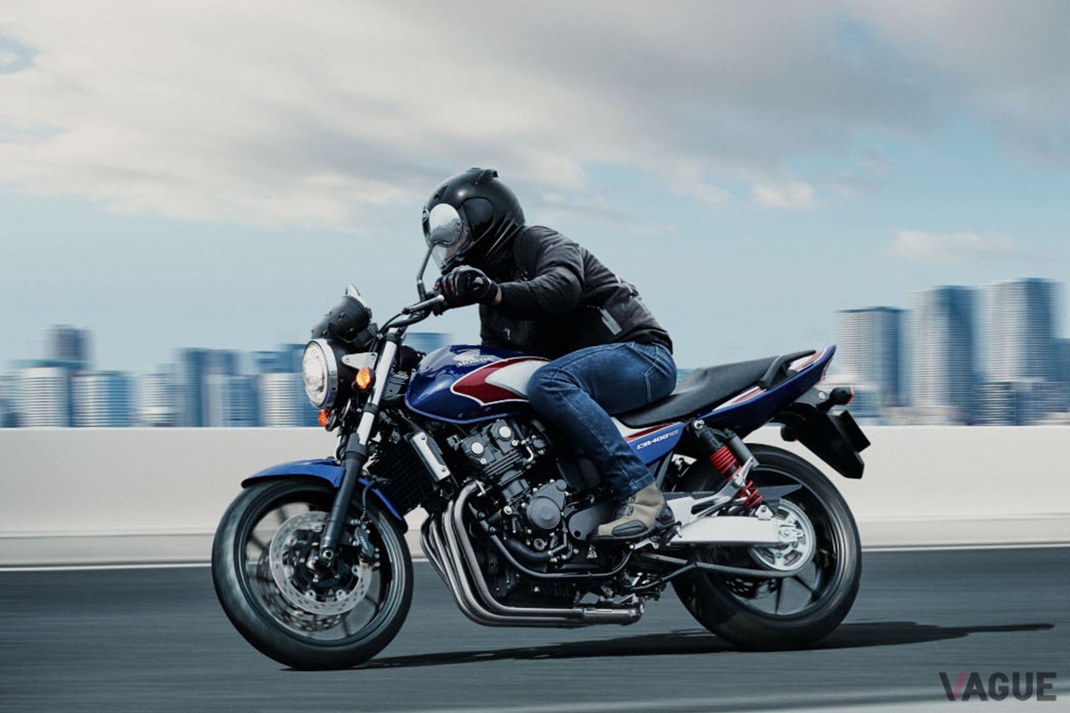 ホンダ「CB400 SUPER FOUR」
