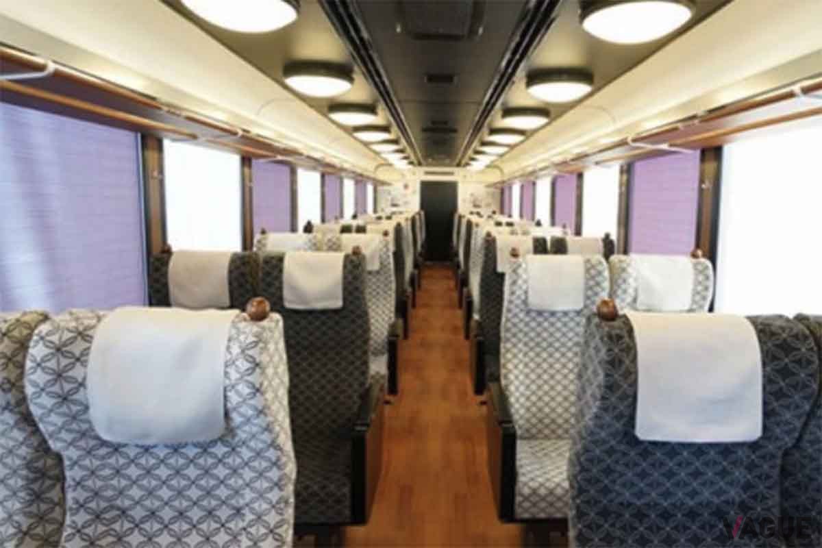 2025年10月と11月に特別運行されるJR東日本の“のってたのしい列車”「摂田屋Shu＊Kura」