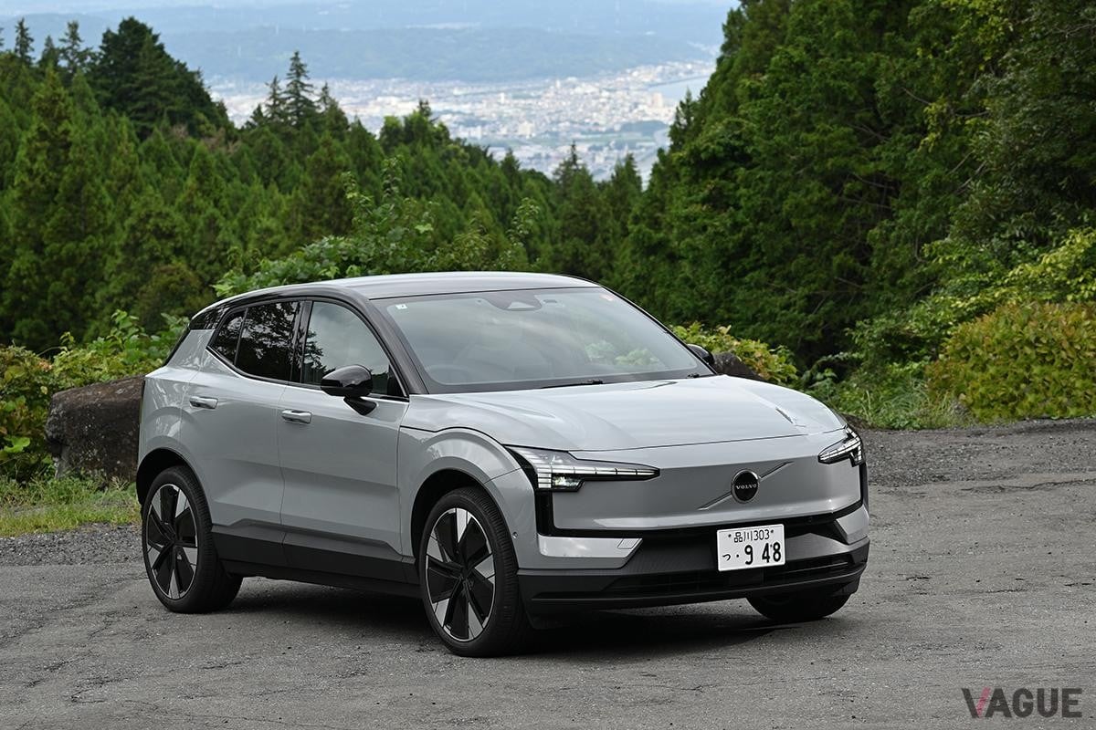 ボルボ「EX30 Ultra Twin Motor Performance」