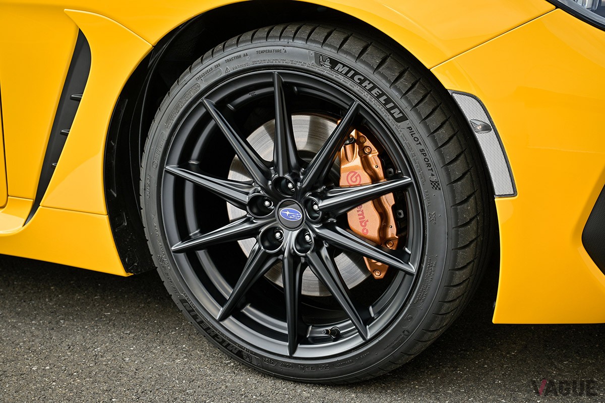 スバル「BRZ」の特別仕様車「STIスポーツ イエローエディション」