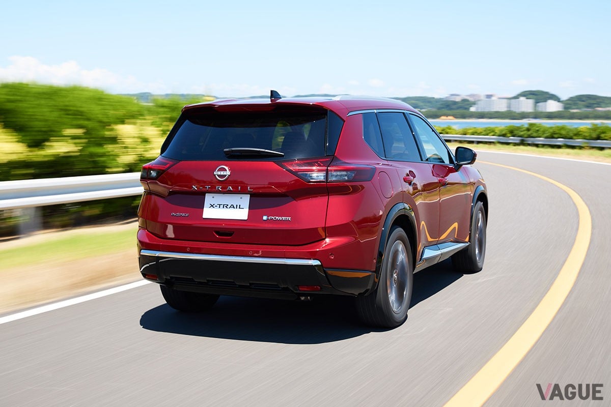 日産「エクストレイル G e-4ORCE」