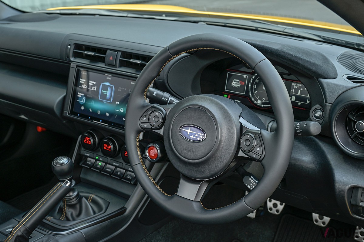 スバル「BRZ」の特別仕様車「STIスポーツ イエローエディション」