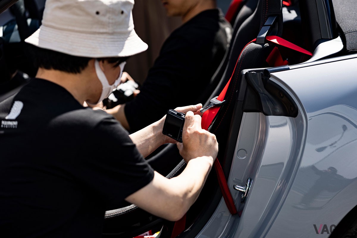 ポリフォニーデジタルの制作チームは「12R」の撮影を実施。スチール＆ムービーの撮影に加え、重要な3Dスキャンや集音などをおこなった