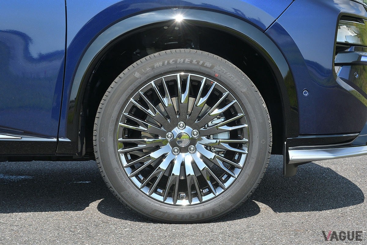 日産「エクストレイル AUTECH スポーツスペック e-4ORCE」