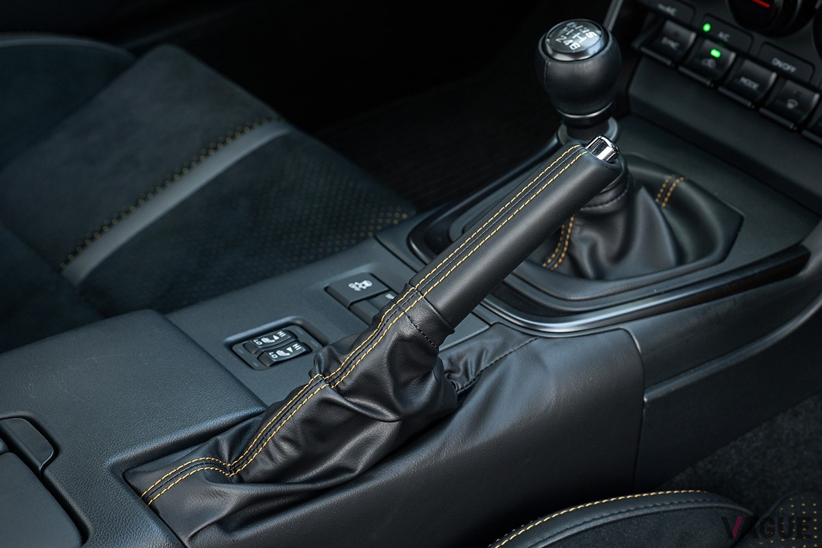 スバル「BRZ」の特別仕様車「STIスポーツ イエローエディション」