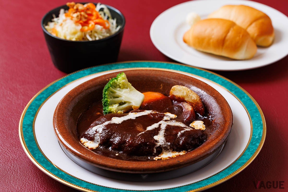 名物！　山惣ハンバーグ150g1430円、200g1870円。食事セットは+550円。ランチセットは1430円