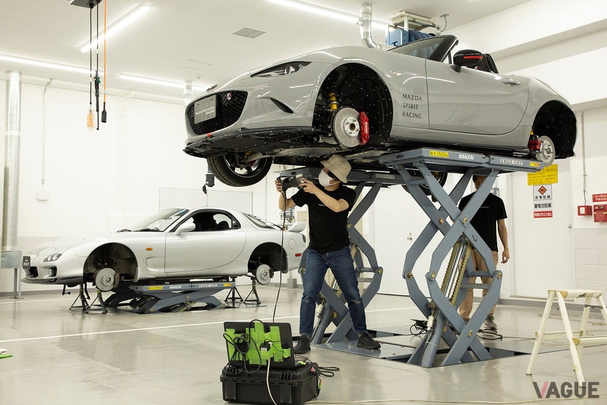 ポリフォニーデジタルの制作チームは「12R」の撮影を実施。スチール＆ムービーの撮影に加え、重要な3Dスキャンや集音などをおこなった