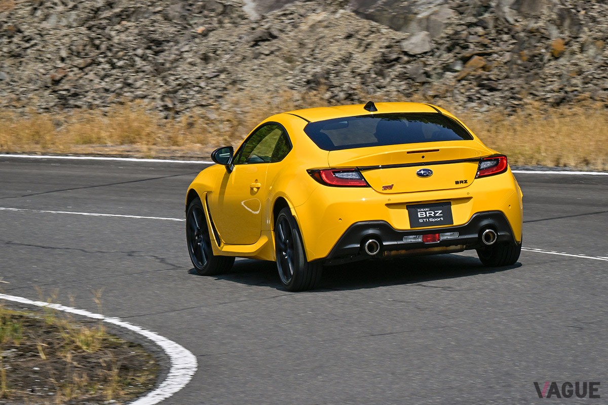 スバル「BRZ」の特別仕様車「STIスポーツ イエローエディション」