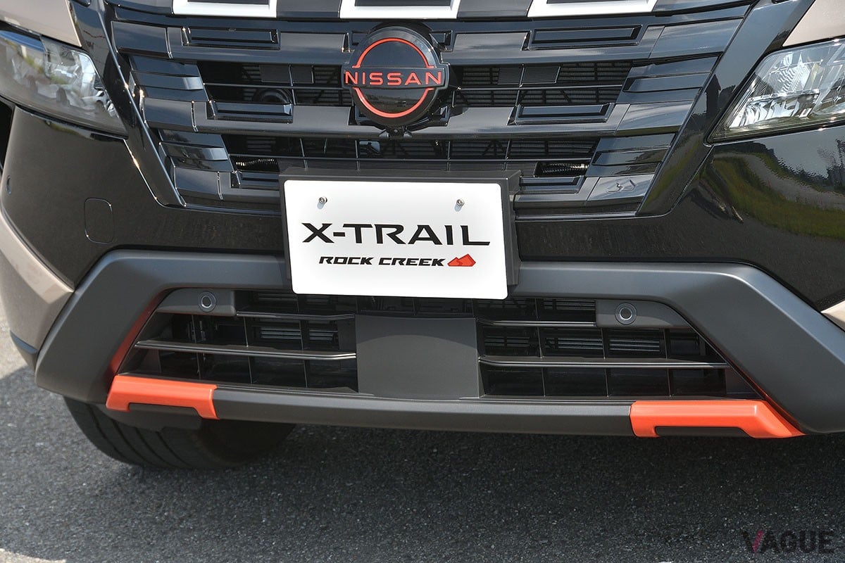 日産「エクストレイル ROCK CREEK e-4ORCE」