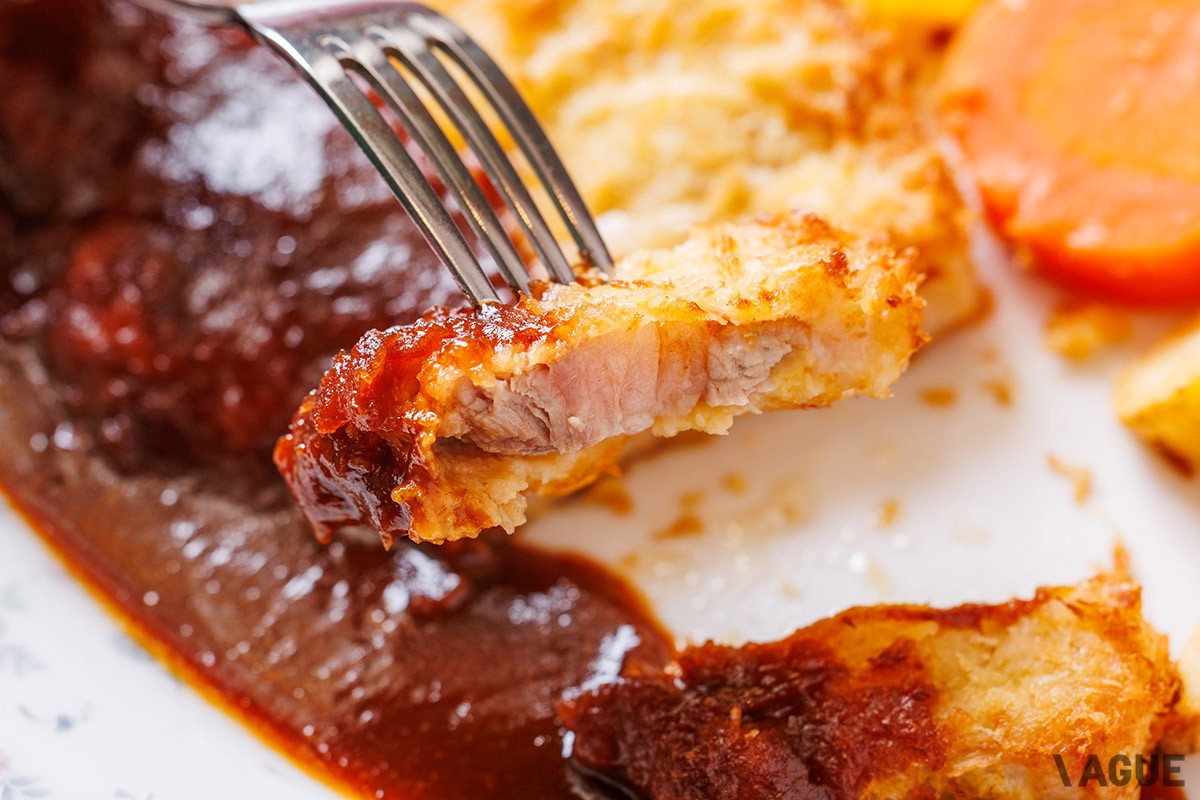 衣のザクっと感、そして肉のむっちり感、ソースのしっとり感など、全てが完璧！