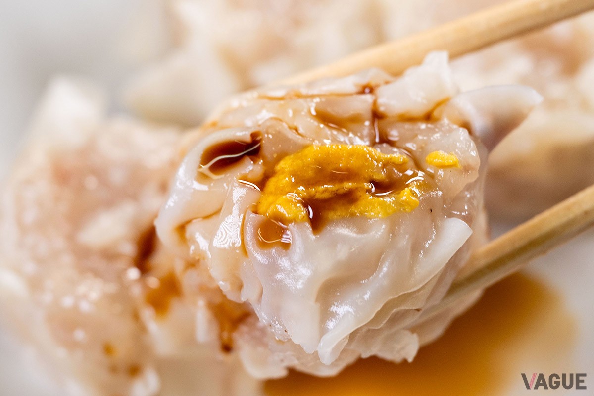 そのまま何もつけなくても美味しいが、醤油とカラシをつけるとビールかライスが欲しくなる！