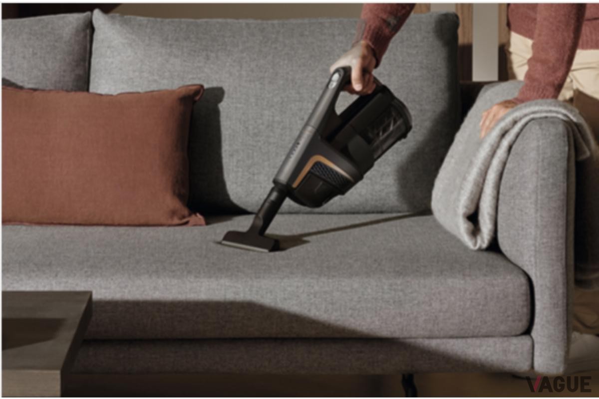 モーターとバッテリーを手元に配置することで、軽快な操作性を実現