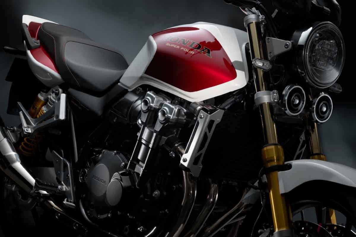 ホンダ「CB1300 SUPER FOUR SPファイナルエディション」