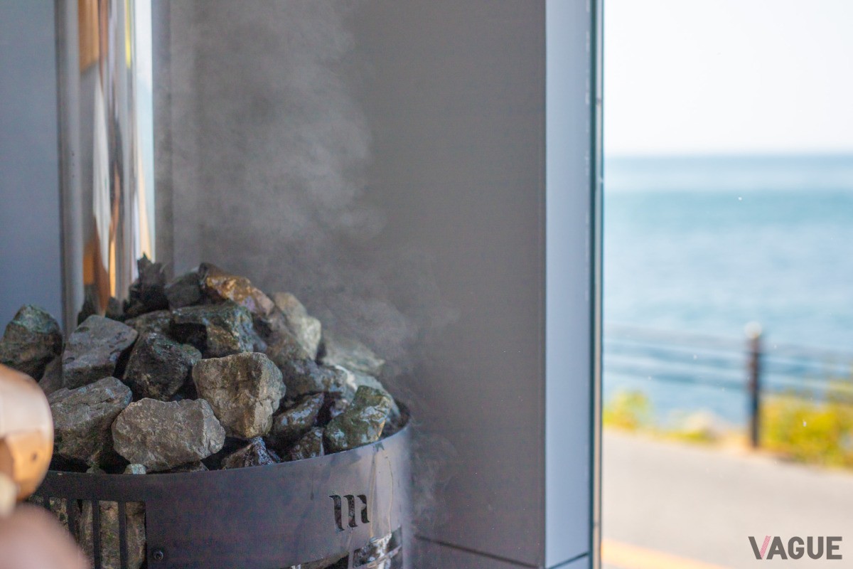 薪特有の香りと遠赤外線が体を芯からじっくり温める