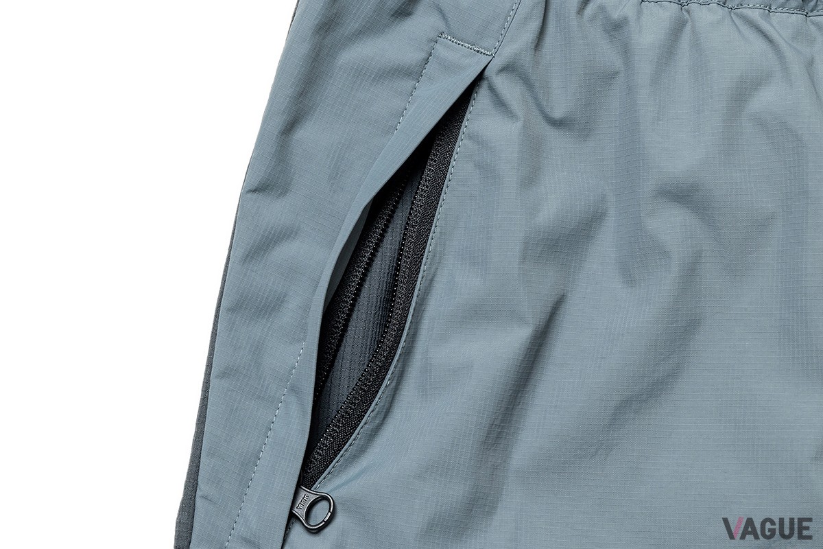 ナイロン ジップアップ パンツ（GREY）：1万9800円