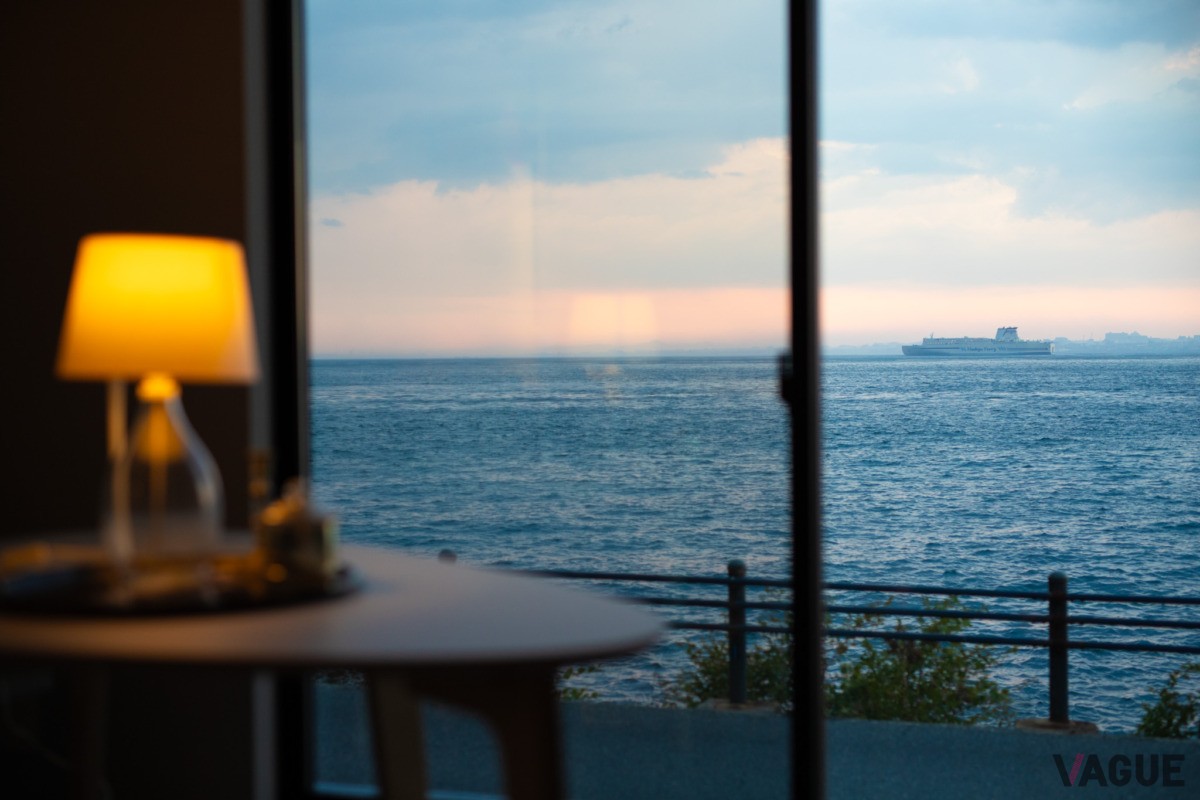 客室からも海を一望