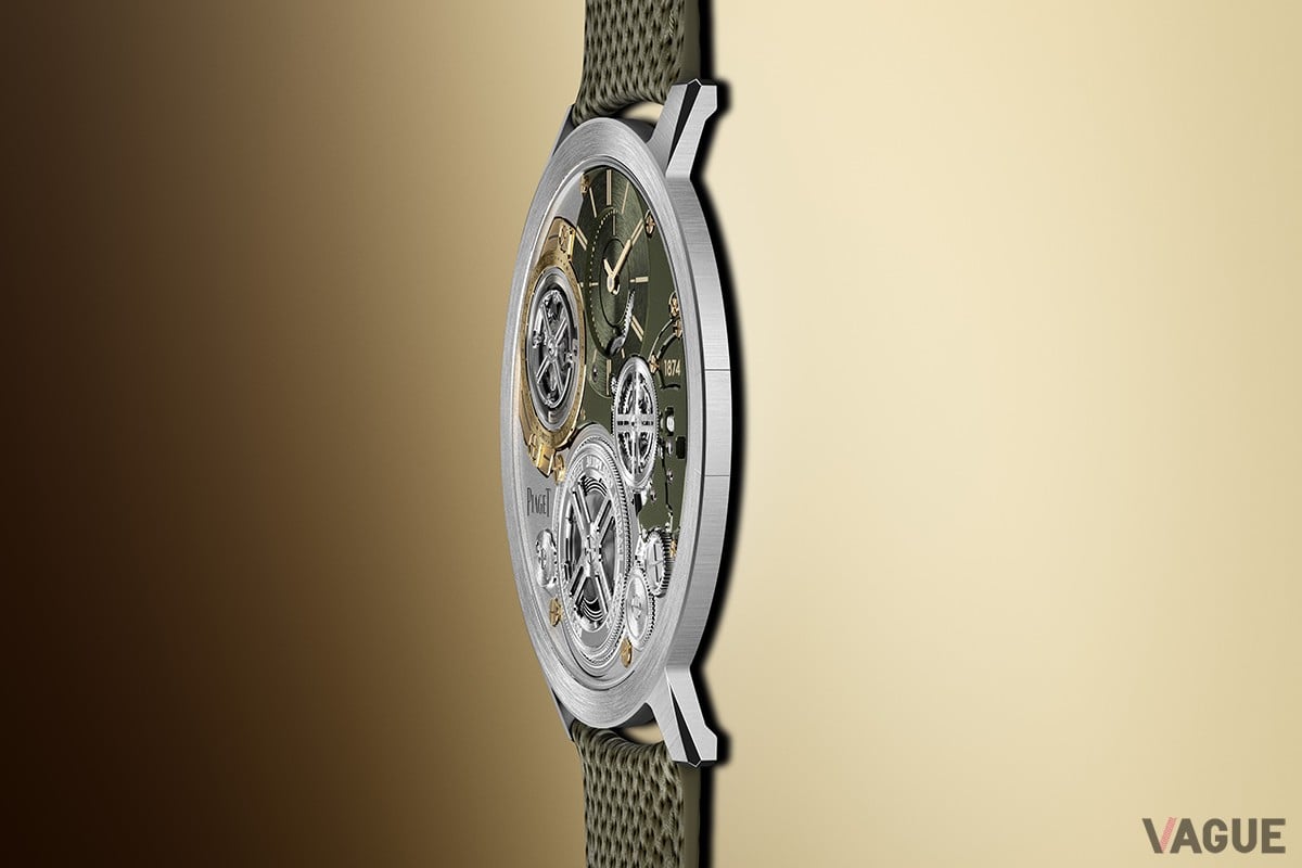 厚さ2mmのケースにトゥールビヨンも搭載。「アルティプラノ アルティメート コンセプト トゥールビヨン」が新たにカーキグリーン×ゴールドの配色による洗練を備えて登場した