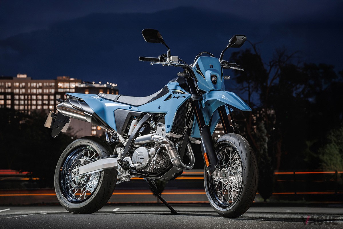 スズキ新型「DR-Z4SM」