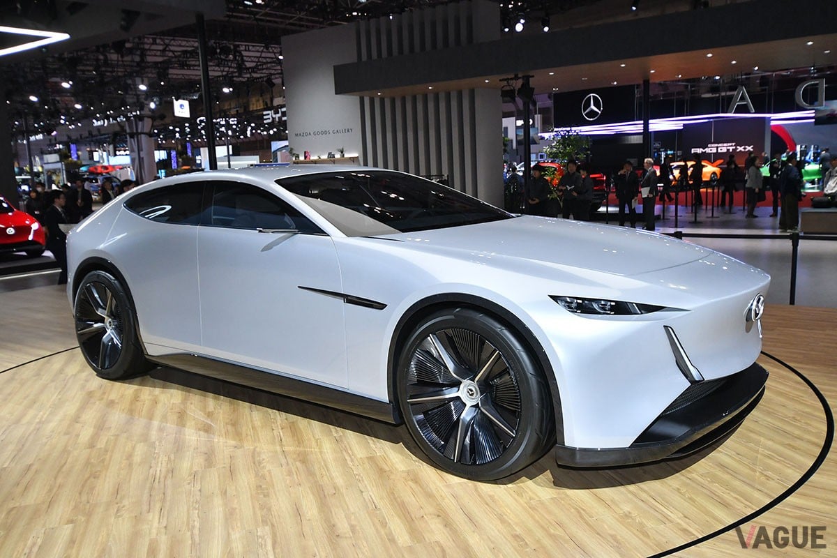 「マツダ ビジョン クロスクーペ」