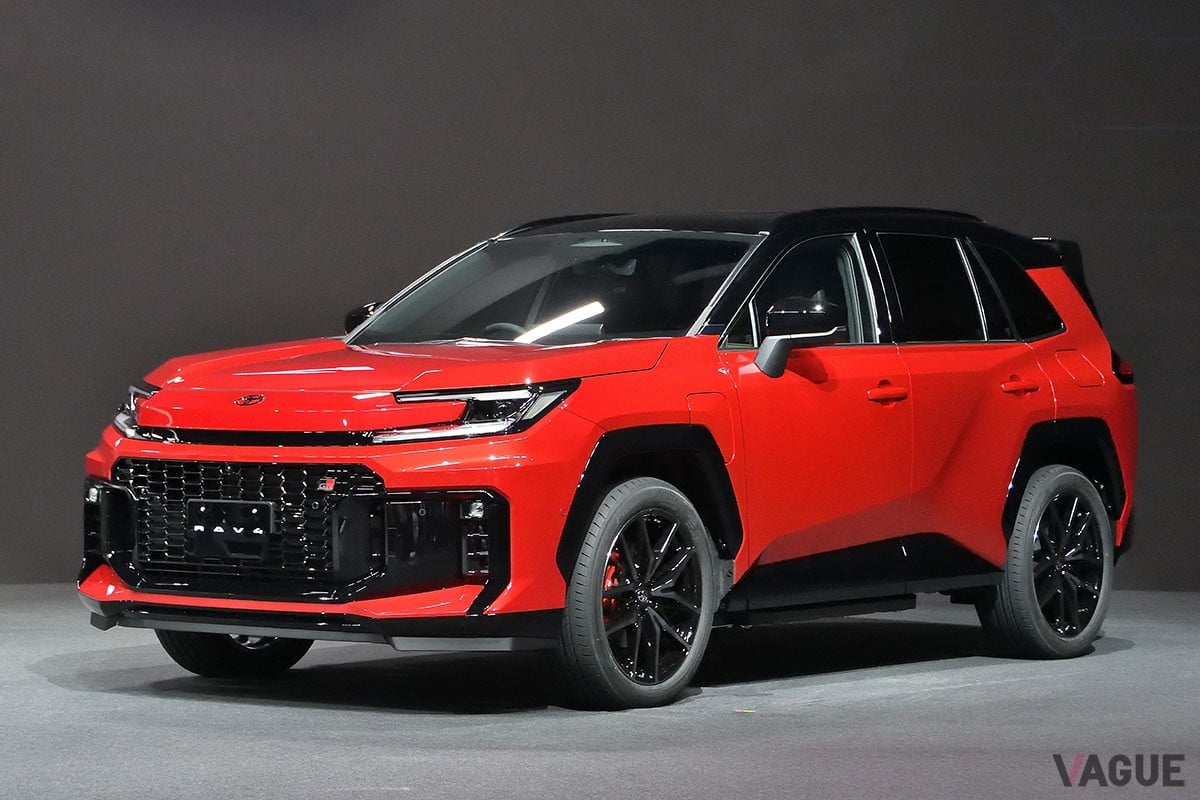 トヨタ新型「RAV4 GRスポーツ」