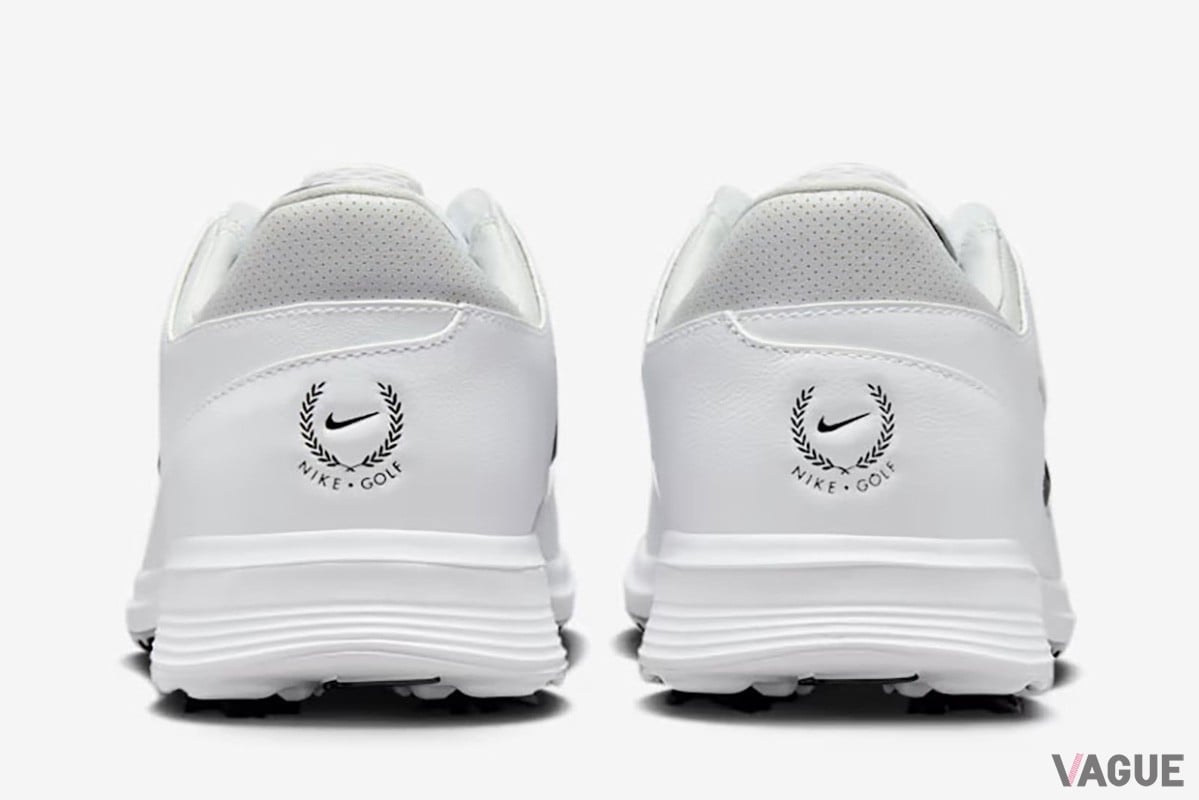 「ナイキ ビクトリー ツアー 4 BOA」に、ホワイトを基調とする上品でスタイリッシュな新色が登場