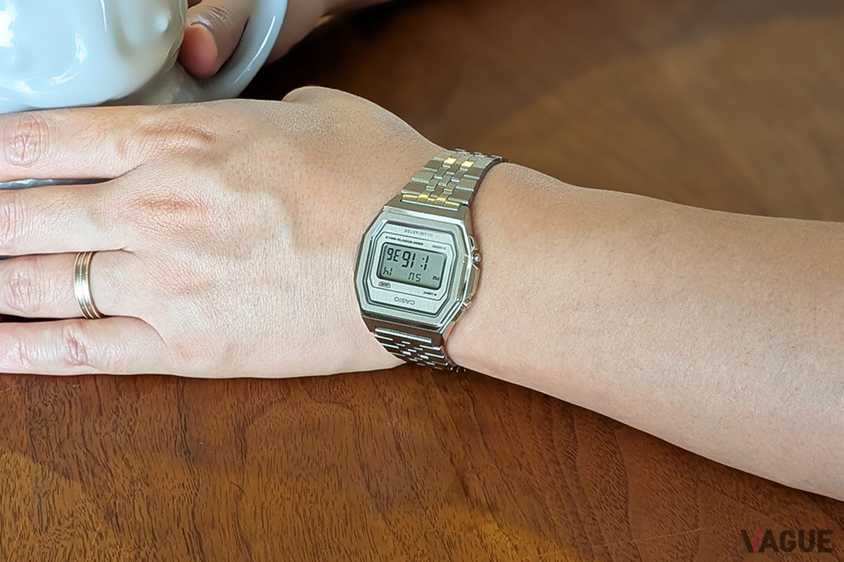 ワンランク上のカジュアル感を醸し出す、フルメタルタイプのコレクション