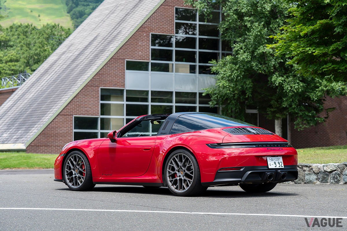 ポルシェ「911 タルガ4 GTS」
