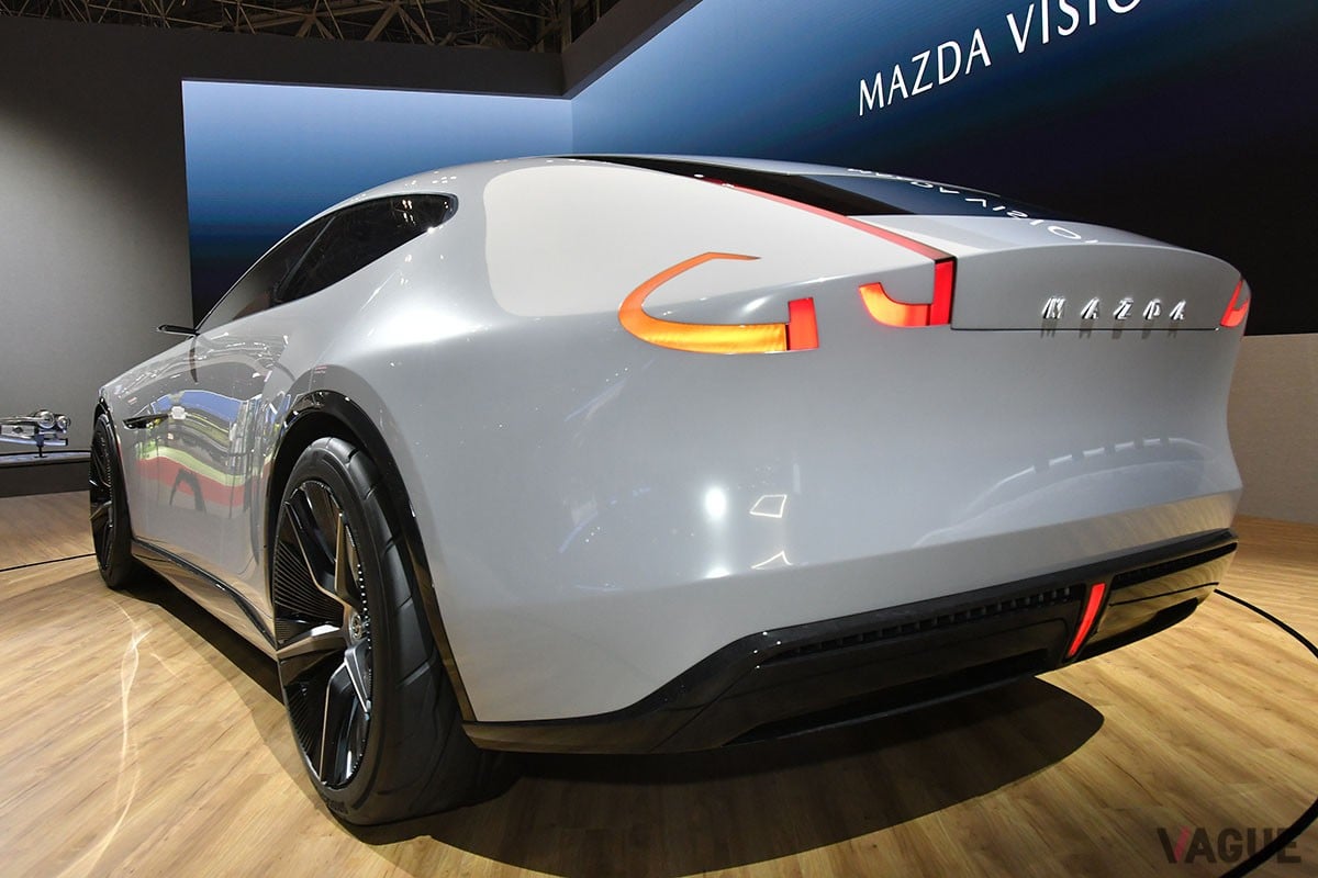 「マツダ ビジョン クロスクーペ」