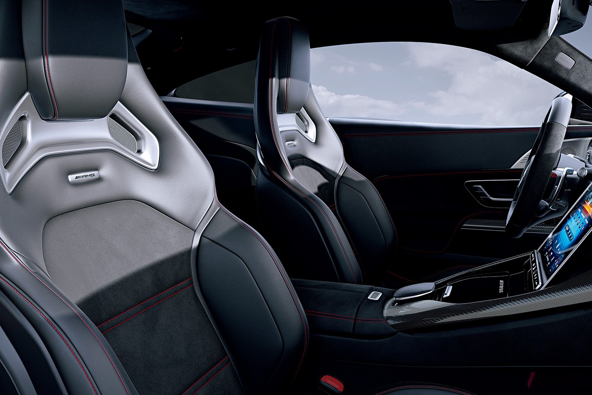 新型メルセデスAMG「GT63 4MATIC+クーペ」