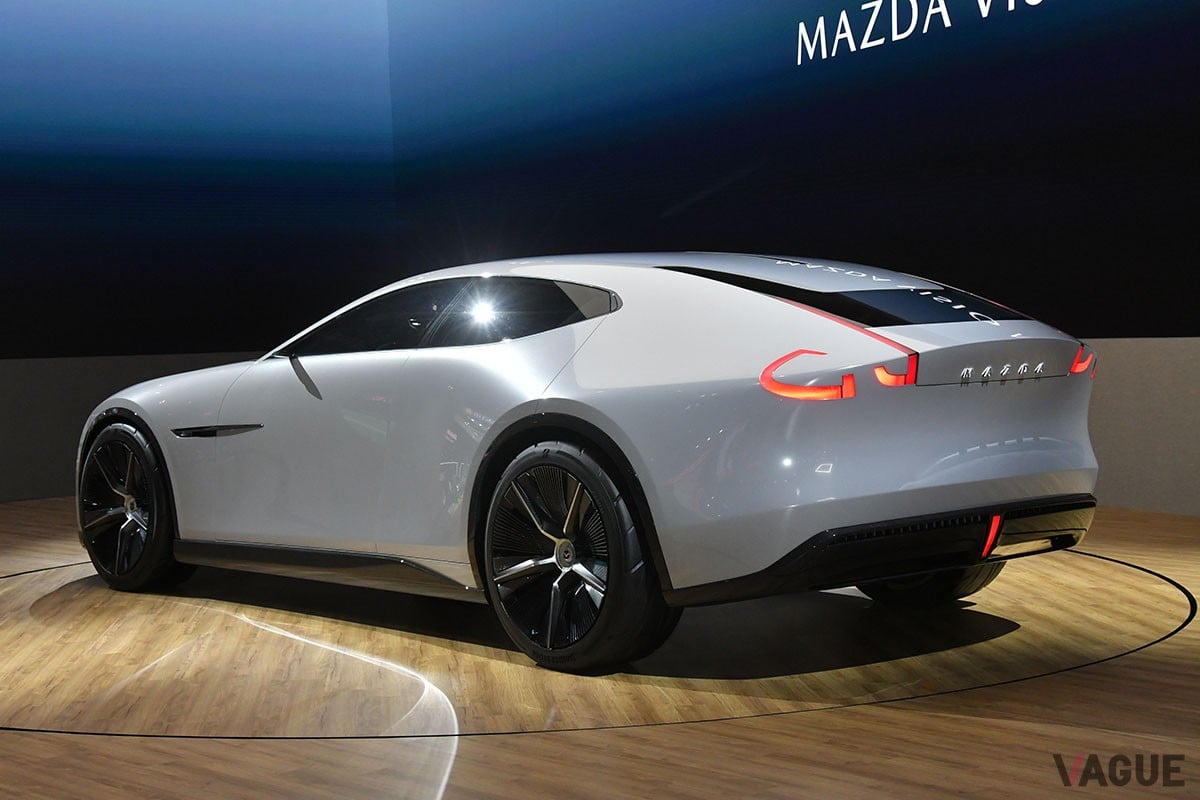 「マツダ ビジョン クロスクーペ」