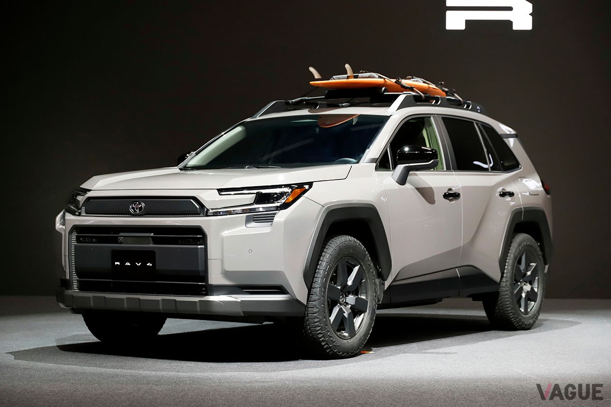 トヨタ新型「RAV4 アドベンチャー」