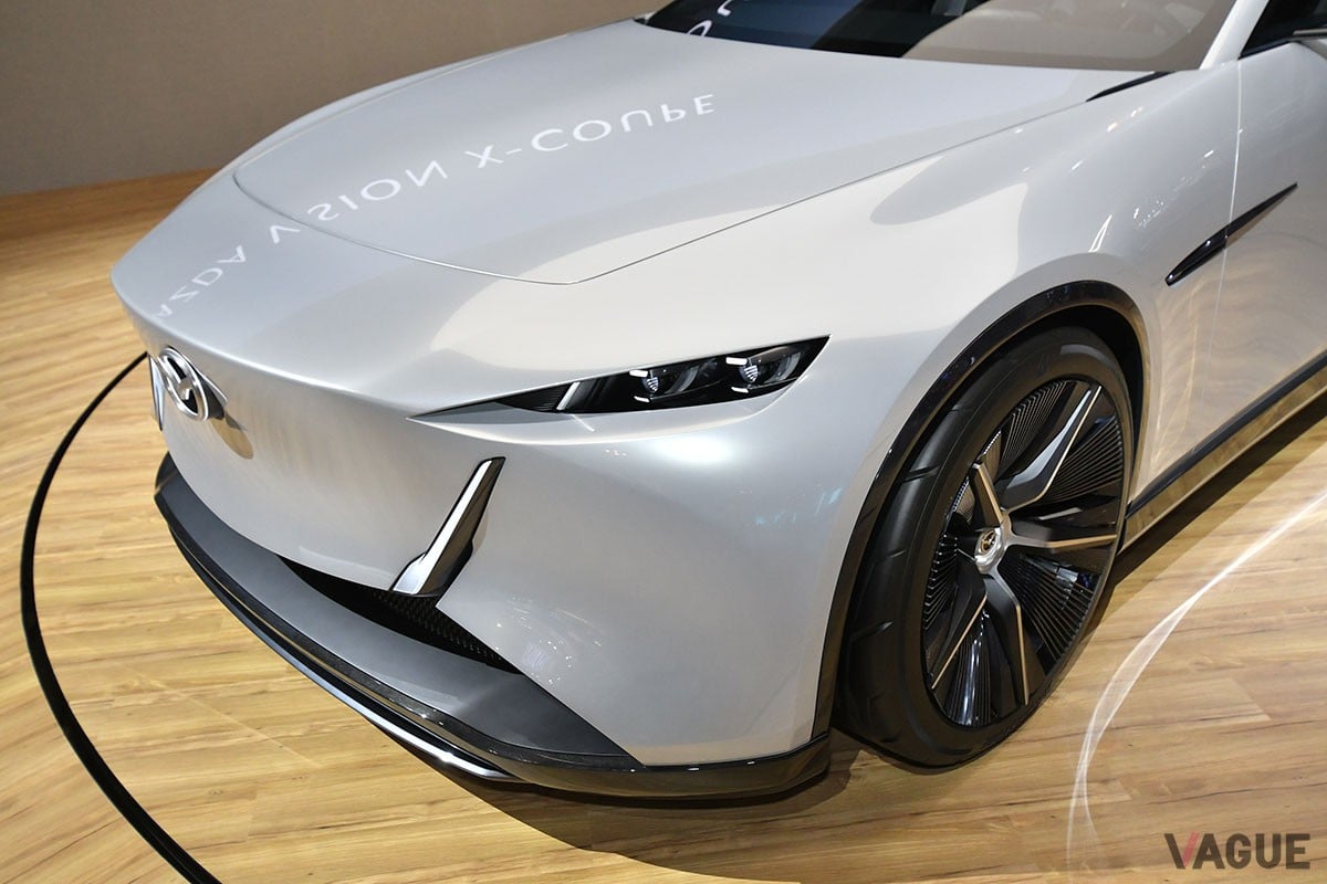 「マツダ ビジョン クロスクーペ」