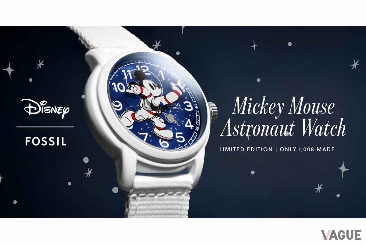 宇宙飛行士に扮したミッキーがダイナミックな動きで時刻を伝えるメカニカルウォッチ。濃淡ブルーのグラデーションがコミカルなモチーフに落ちついた空気を添えている