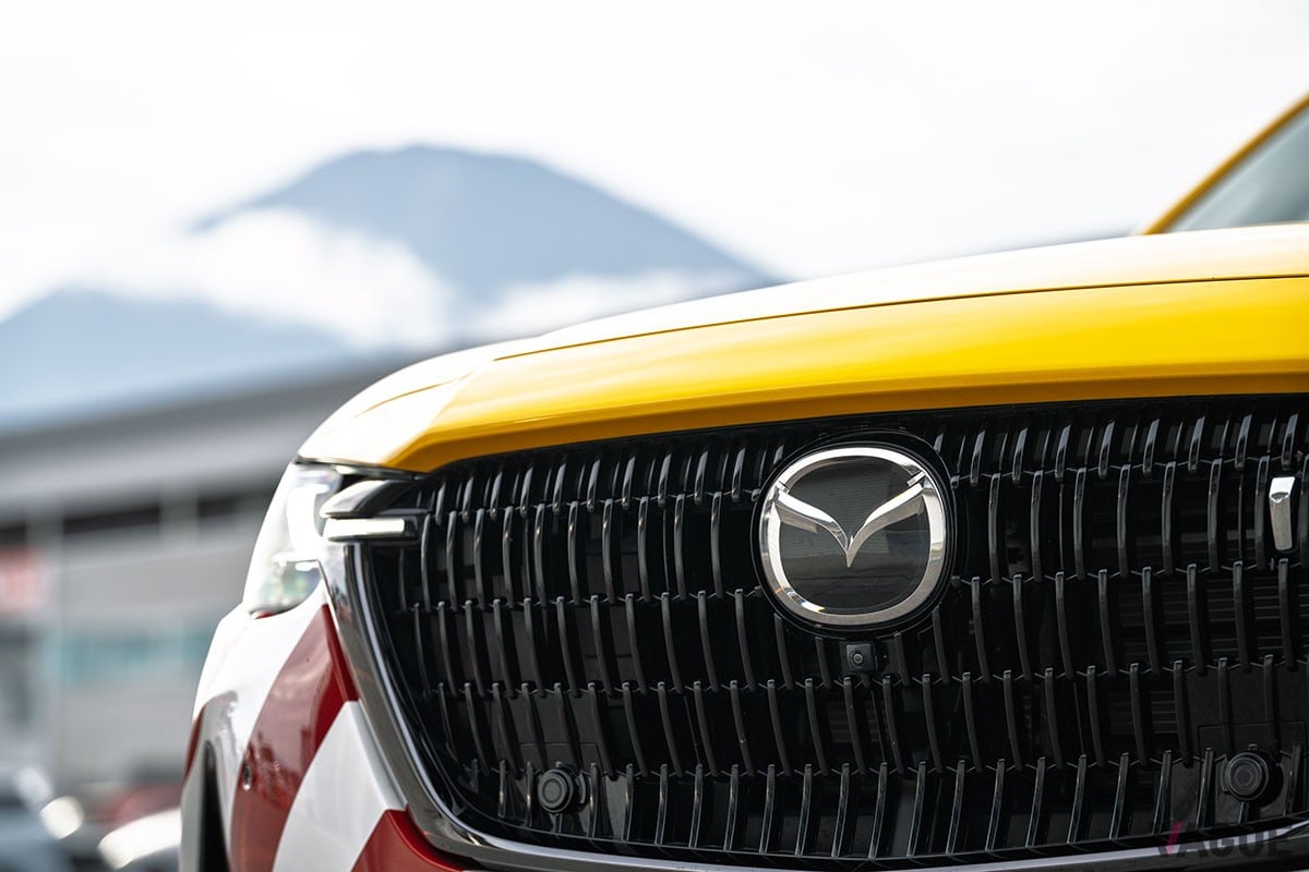 マツダ「CX-80」の道路パトロールカー