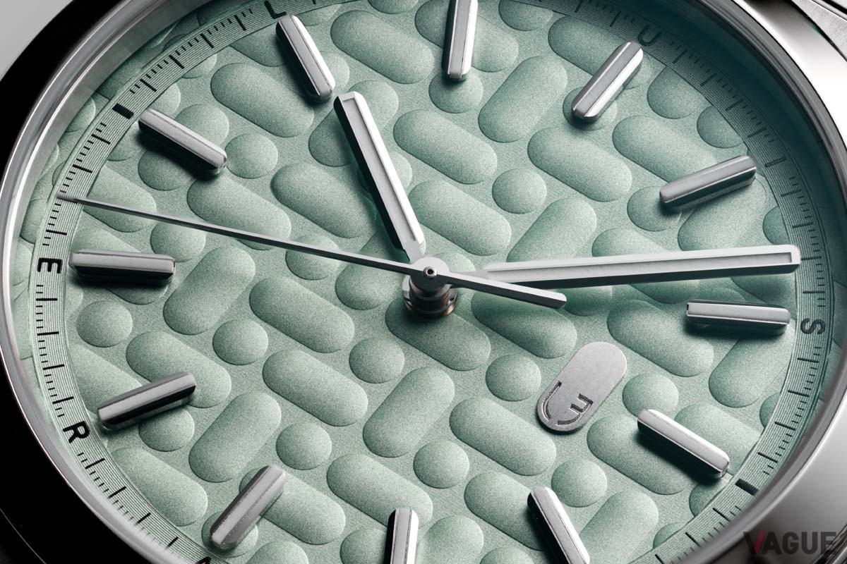 ブランド初の一体型ブレスレットを採用した新しいコレクション「2340」シリーズ